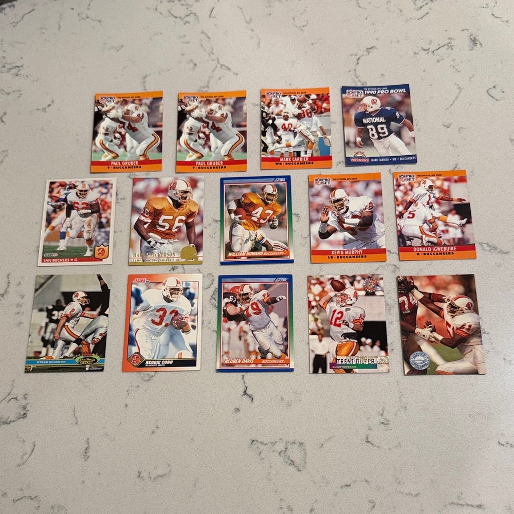 Tampa Bay Buccaneers Football Card Bundle